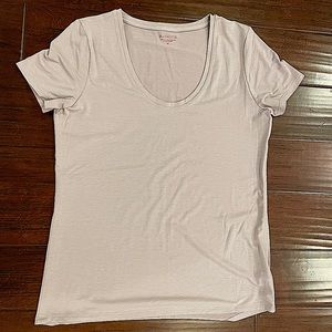 Athleta lavender shirt